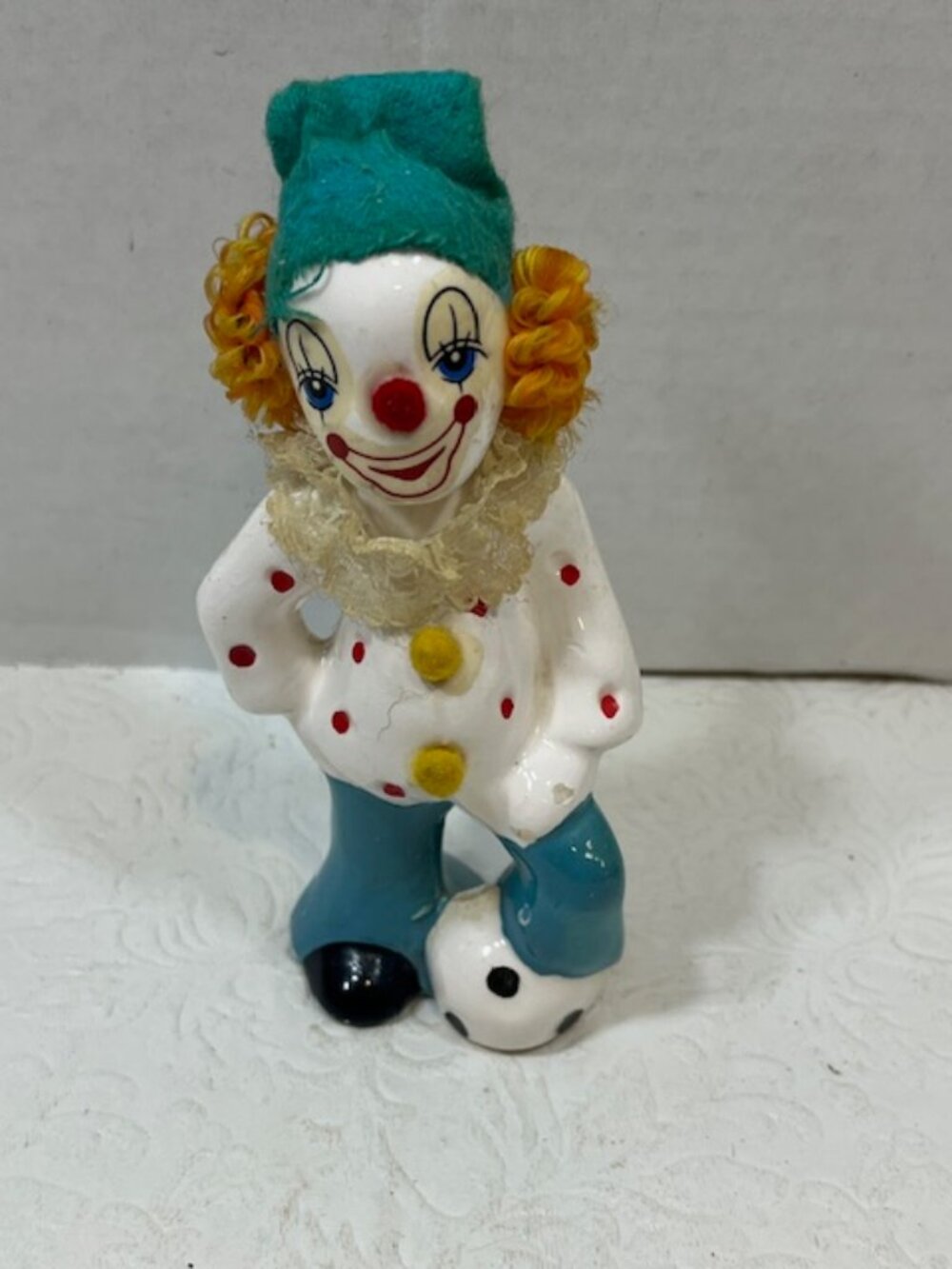 VTG Ceramic Circus Soccer Clown Red Polka-Dots Felt Hat Hand Painted Yarn Hair